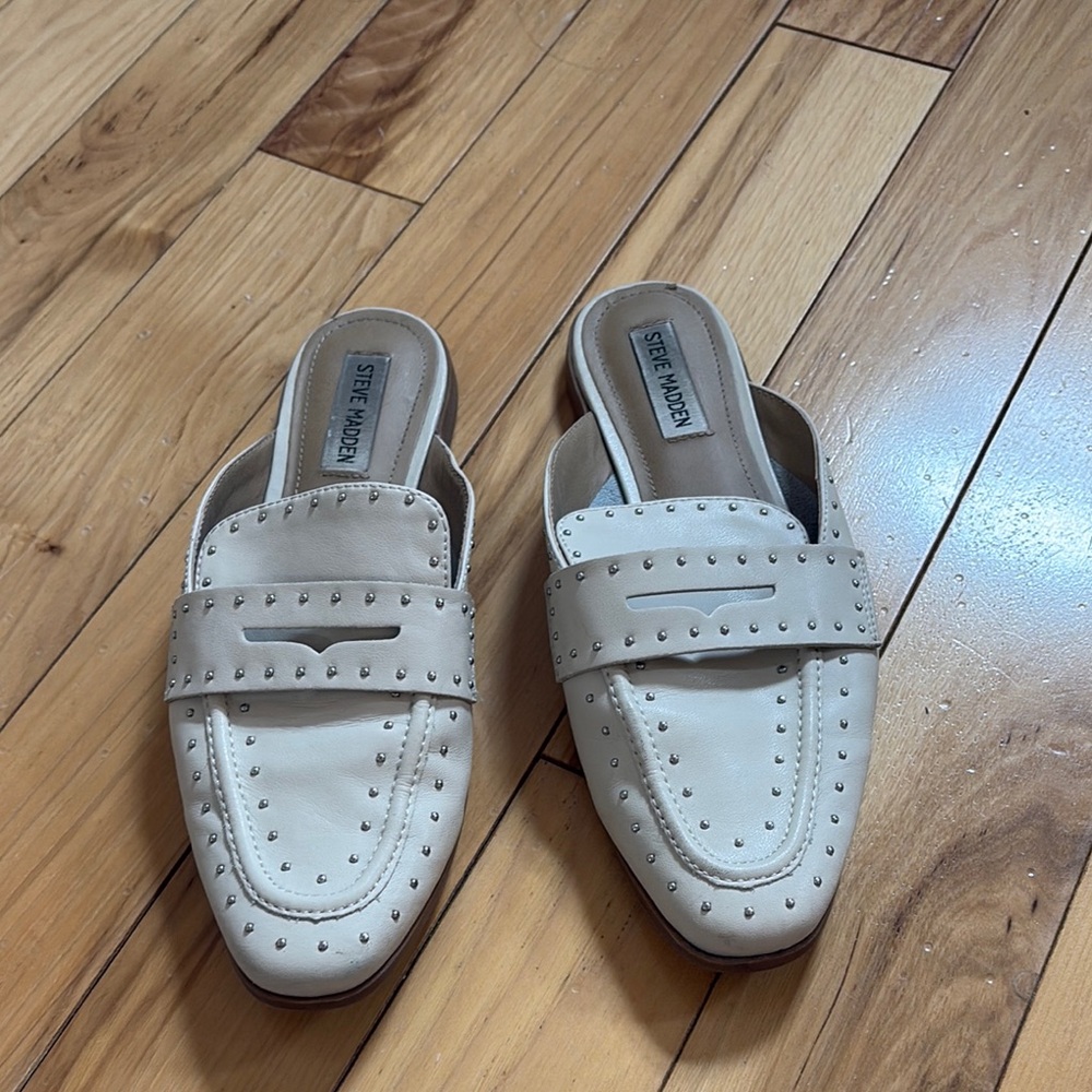 Steve Madden Cream Studded Women's Loafers